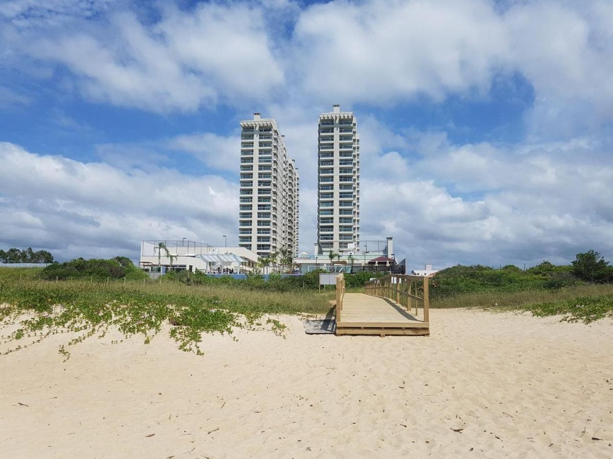 Ape Estilo Resort C/ Pe Na Areia E Vista Mar, Proximo Ao Beto Carrero Piçarras Eksteriør bilde